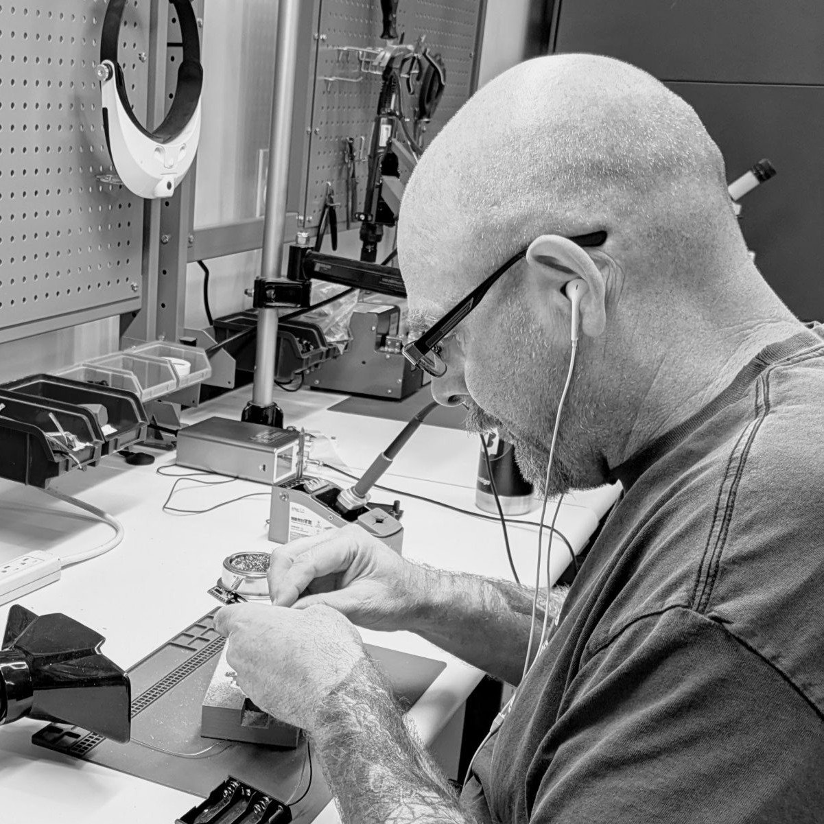 Steve, Producción / Control de calidad